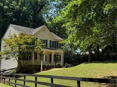 305 E MONACAN DRIVE, CHARLOTTESVILLE, VA 22901