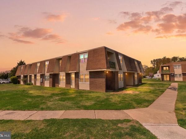 7 FLORENCE TOLLGATE PLACE , UNIT 7, FLORENCE, NJ 08518