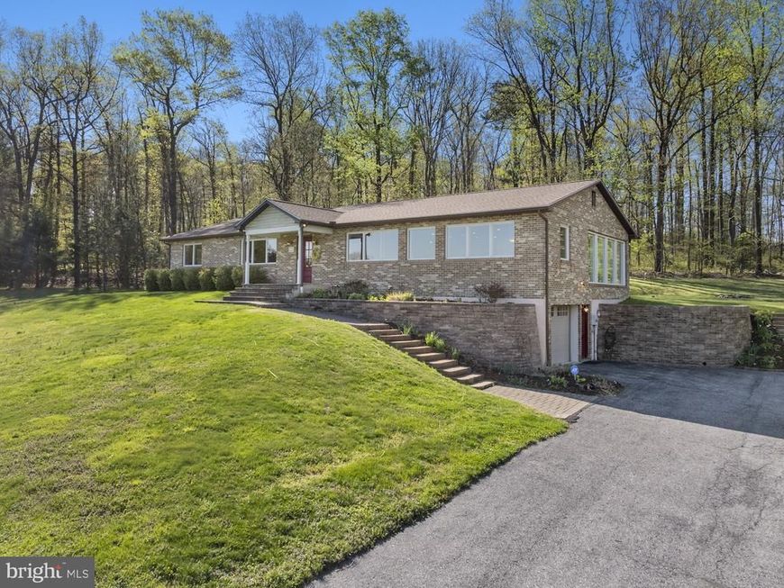 96 Peach Glen Road , Gardners, PA 17324 Main Photo
