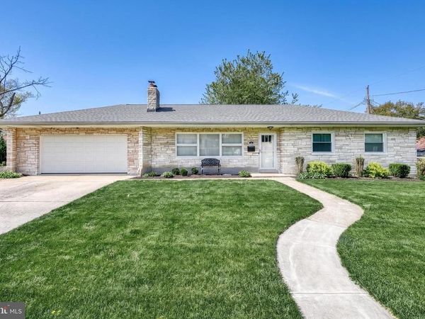 52 CENTER DRIVE, CAMP HILL, PA 17011