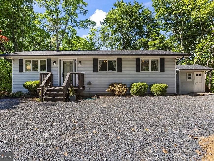 285 Red Cloud Road, Lusby, MD 20657 Main Photo