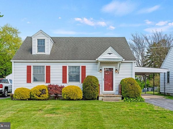 1833 SPRING ROAD, CARLISLE, PA 17013