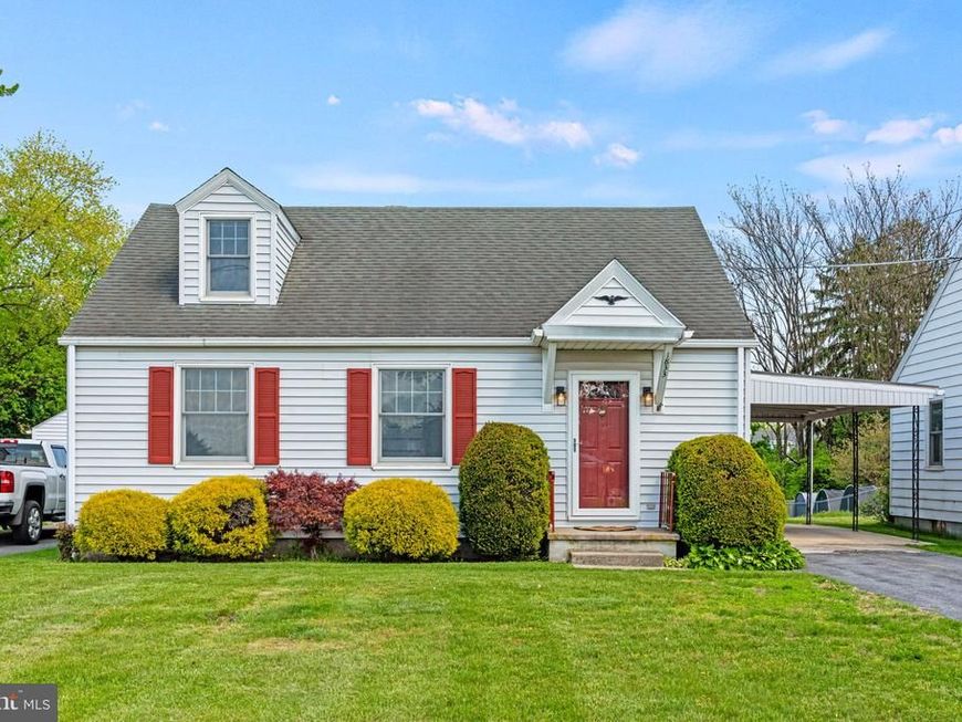 1833 Spring Road, Carlisle, PA 17013 Main Photo