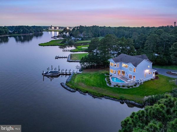 11640 GUM POINT ROAD, BERLIN, MD 21811