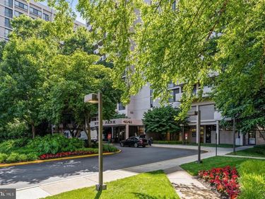 4141 HENDERSON , Unit 714, ARLINGTON, VA 22203