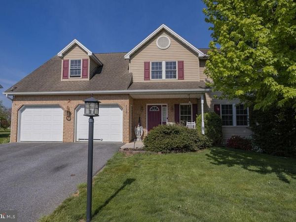 118 BAKER AND RUSSELL DRIVE , SHIPPENSBURG, PA 17257