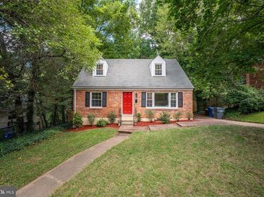 6474 OAKWOOD DRIVE, FALLS CHURCH, VA 22041