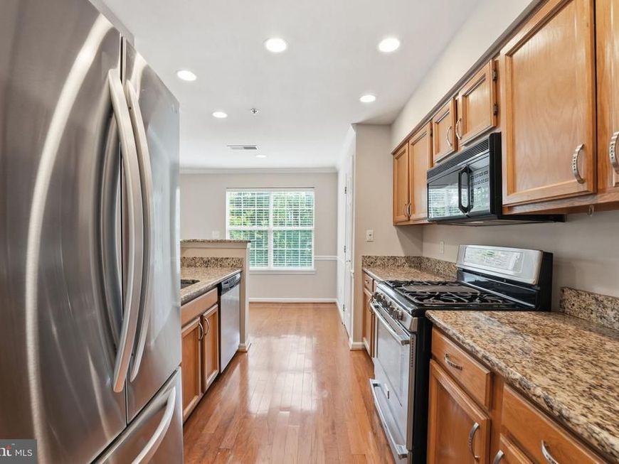 11014 Koman Circle , Unit 203, Manassas, VA 20109 Main Photo