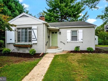 3977 26TH STREET N, ARLINGTON, VA 22207