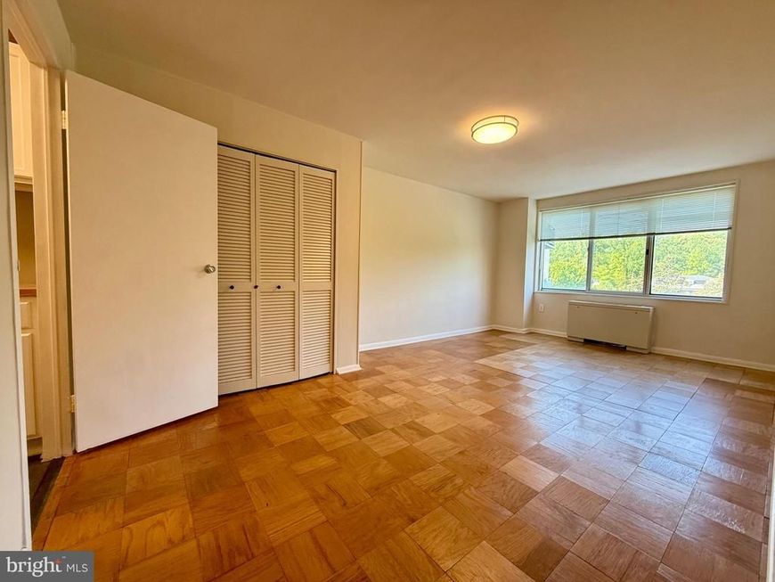 10201 Grosvenor Place , Unit 804A, North Bethesda, MD 20852 Main Photo