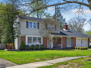 141 PARKVIEW ROAD, STRATFORD, NJ 08084