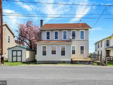 1435 ORCHARD, MIFFLINBURG, PA 17844