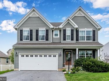245 SPRING MEADOWS ROAD, MANCHESTER, PA 17345