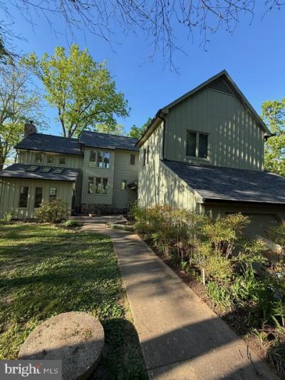 379 Wood Landing Road , Fredericksburg, VA 22405 Main Photo