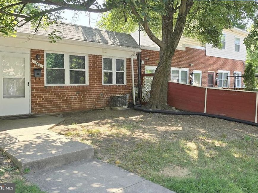205 N Adams Street, Rockville, MD 20850 Main Photo