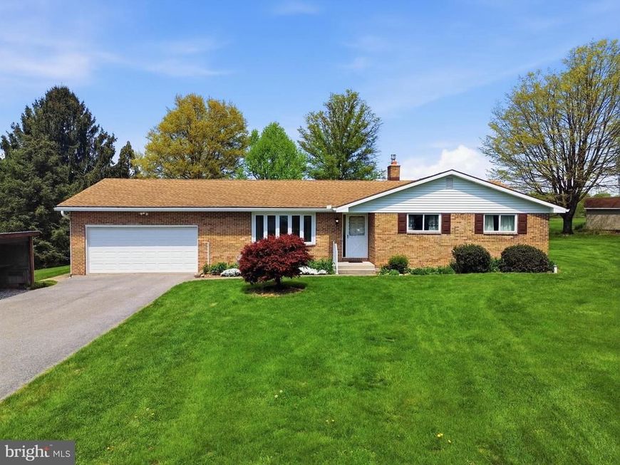 60 Catalina Drive , Mount Wolf, PA 17347 Main Photo