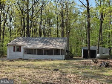 34 SPRING LANE, NEWBURG, PA 17240