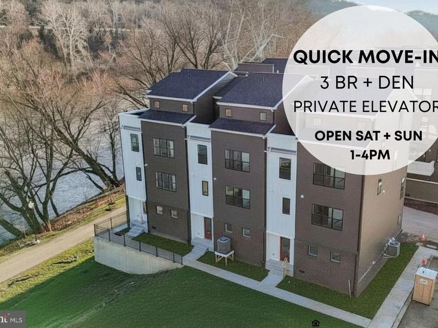956 Riverplace Drive, Unit 56, Conshohocken, PA 19428 Main Photo