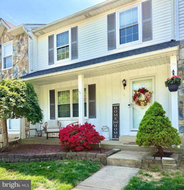 11 Stafford Court, Hamilton, NJ 08690 Main Photo