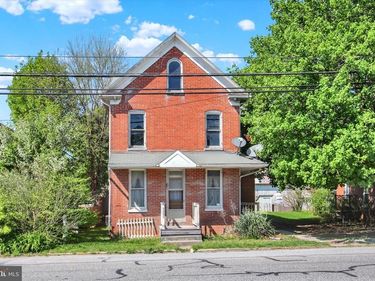 5255 LINCOLN HIGHWAY W, THOMASVILLE, PA 17364