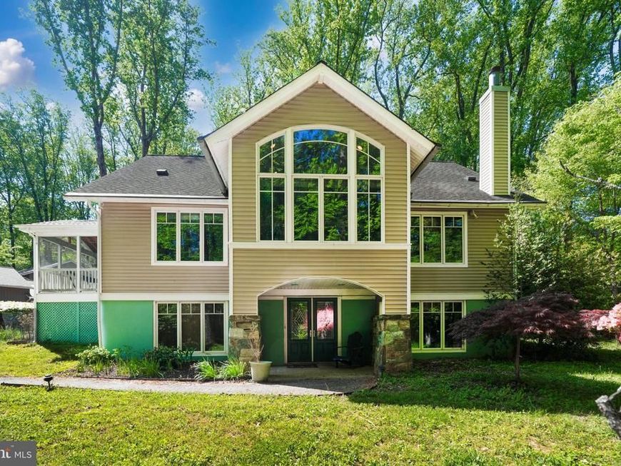 9328 Garden Court , Potomac, MD 20854 Main Photo