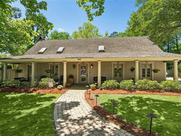 100 TALISHEEK Place, Mandeville, LA 70471