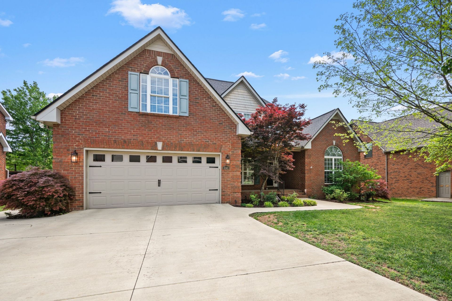 5142 Reagan Dr, Murfreesboro, TN 37129 Main Photo
