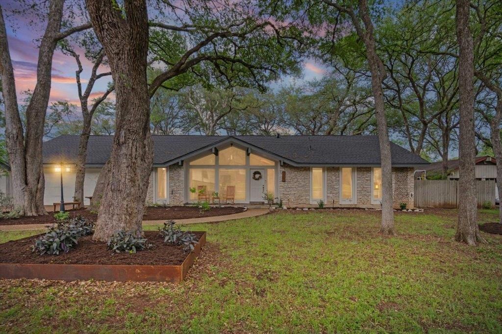 9503 Castlewood Dr, Austin, TX 78748 Main Photo