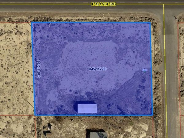 5080 S Sunland Avenue , Pahrump, NV 89061