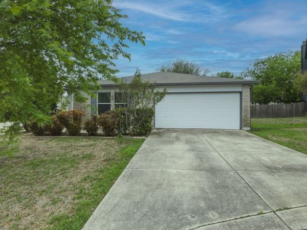 101 Gatewood Lk, Cibolo, TX 78108