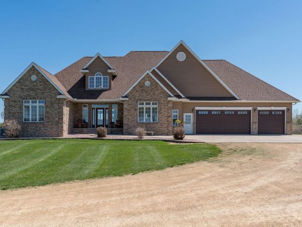 22643 Oriole Circle , Madison Lake, MN 56063