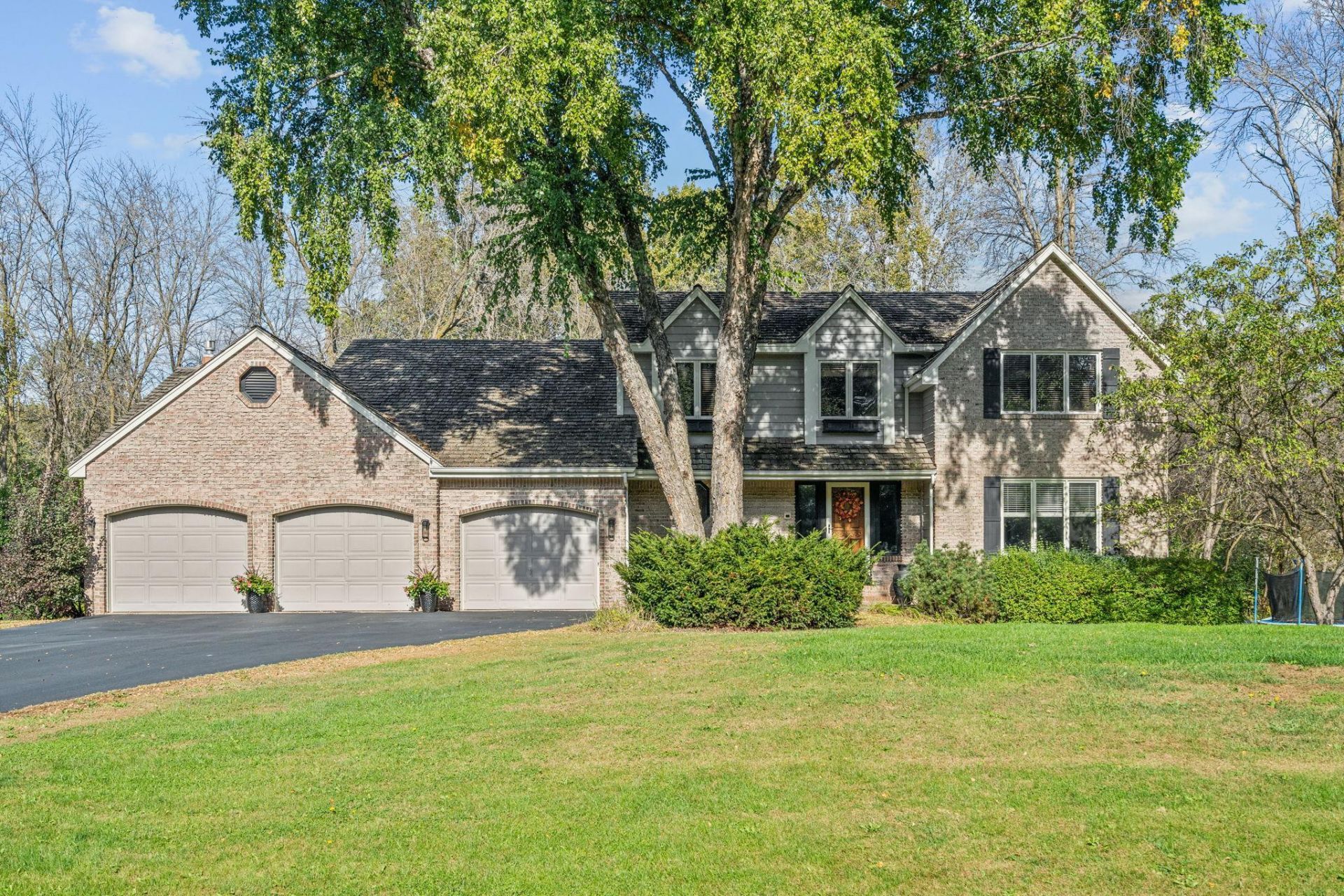 725 Dickey Lake Drive , Long Lake, MN 55356