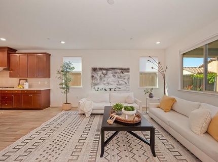 9096 Vervain Way, Sacramento, CA 95829 Photo