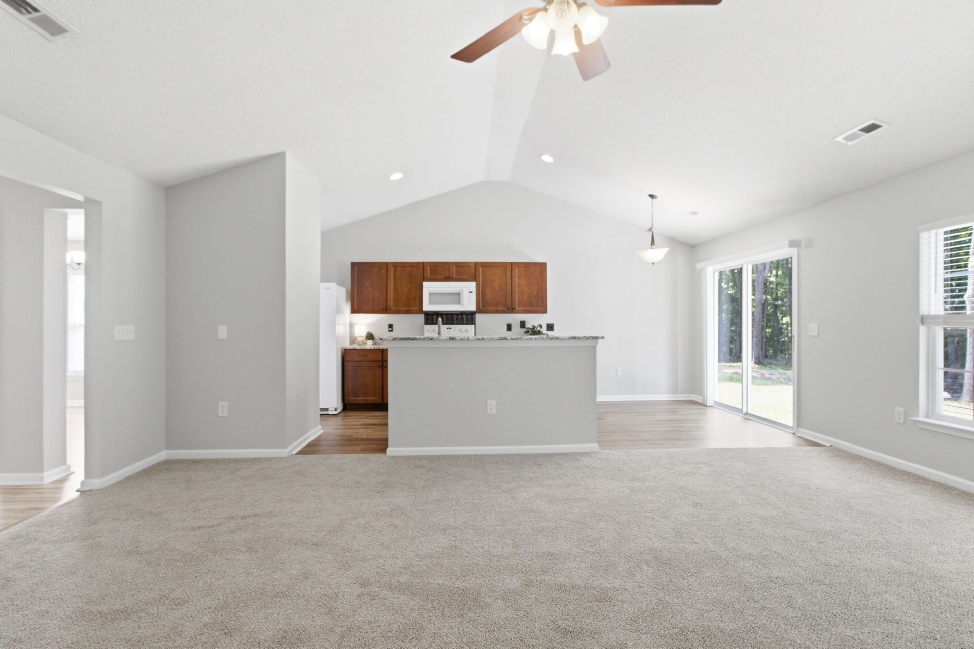 139 Old Tree Road Photo 21