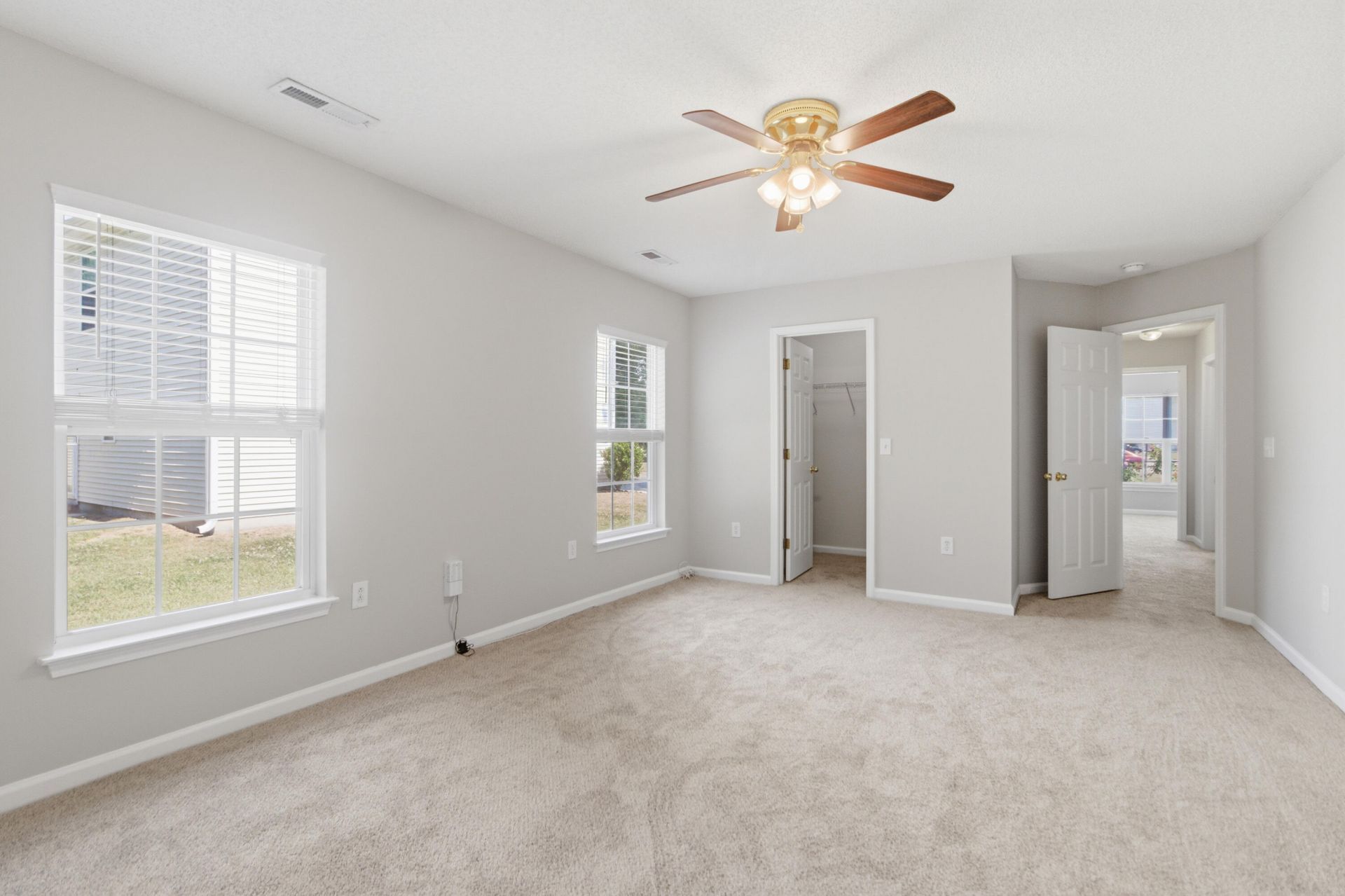 139 Old Tree Road Photo 25