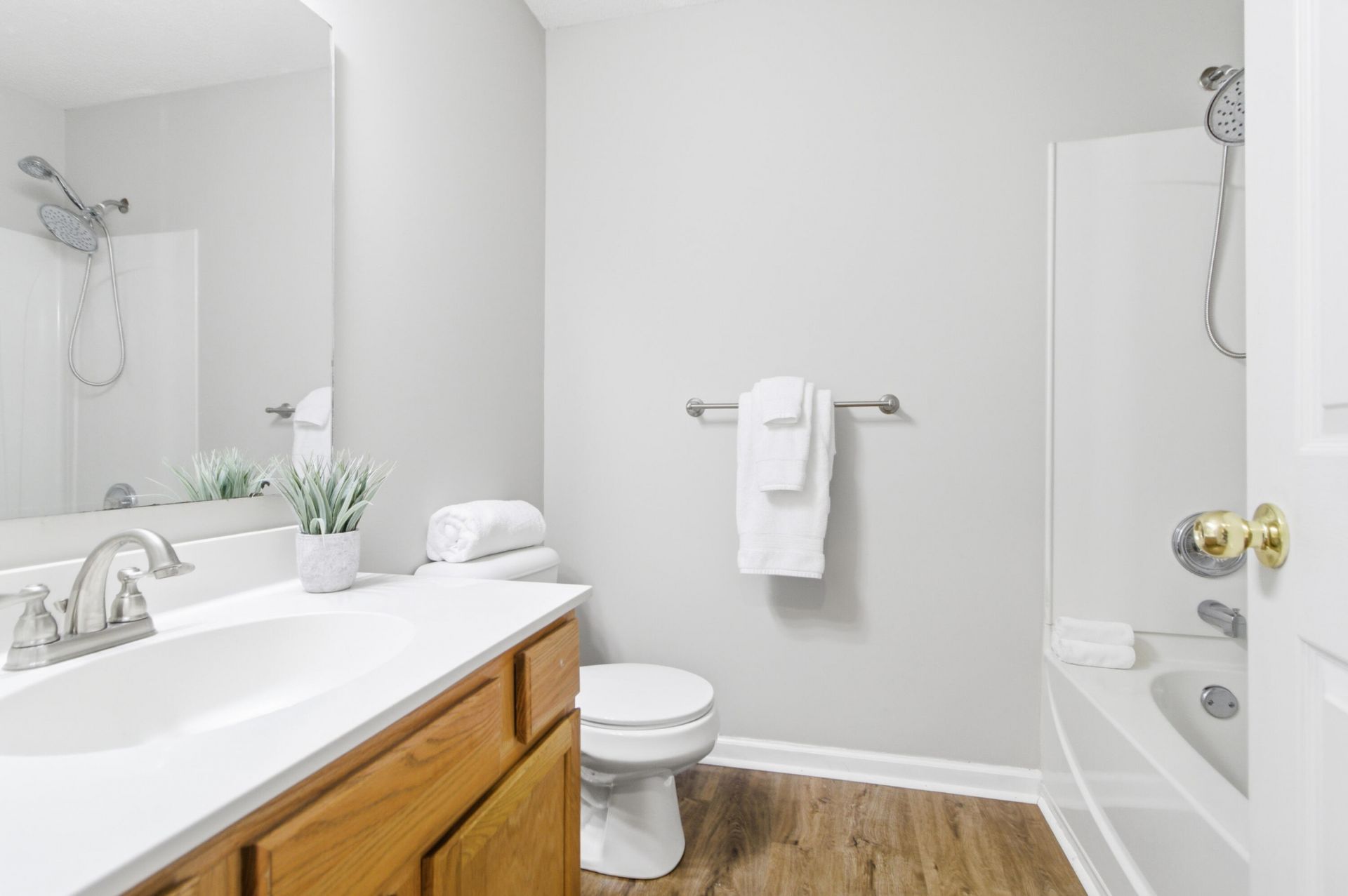 139 Old Tree Road Photo 34