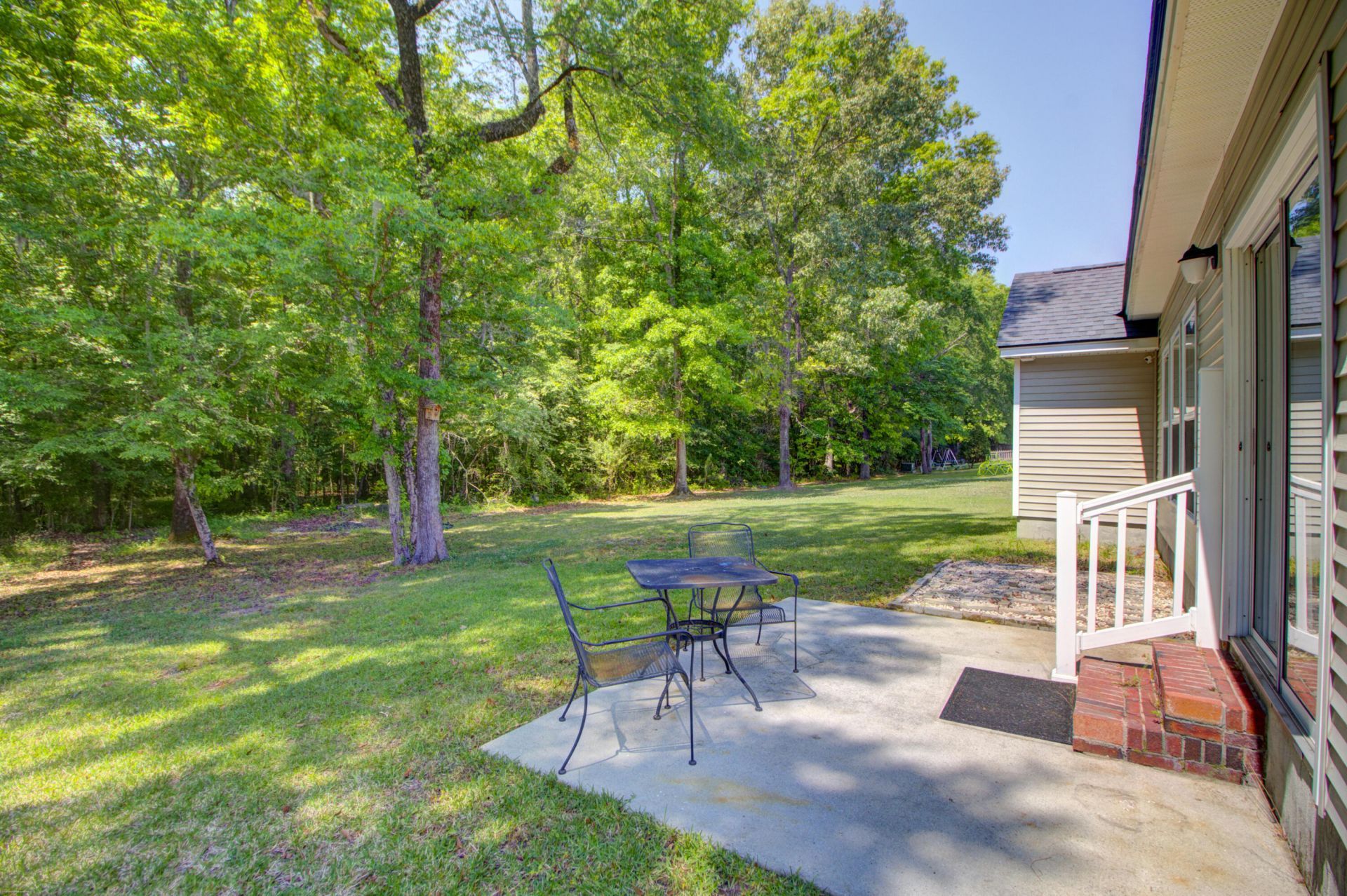 139 Old Tree Road Photo 35