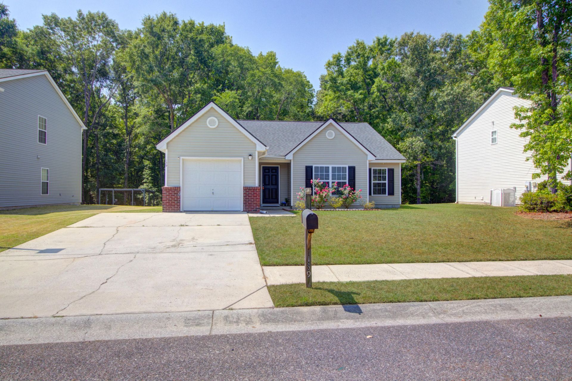 139 Old Tree Road Photo 48