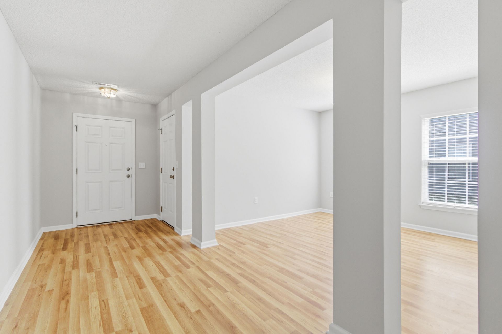 139 Old Tree Road Photo 8