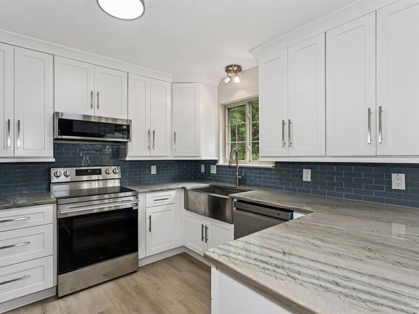 312 Florida Ave, Gulf Breeze, FL 32561