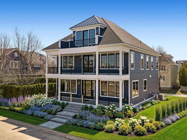 716 E Beach Street, Bay Harbor, MI 49770