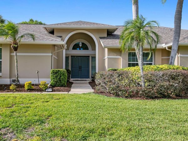 6211 IROQUOIS COURT , ODESSA, FL 33556