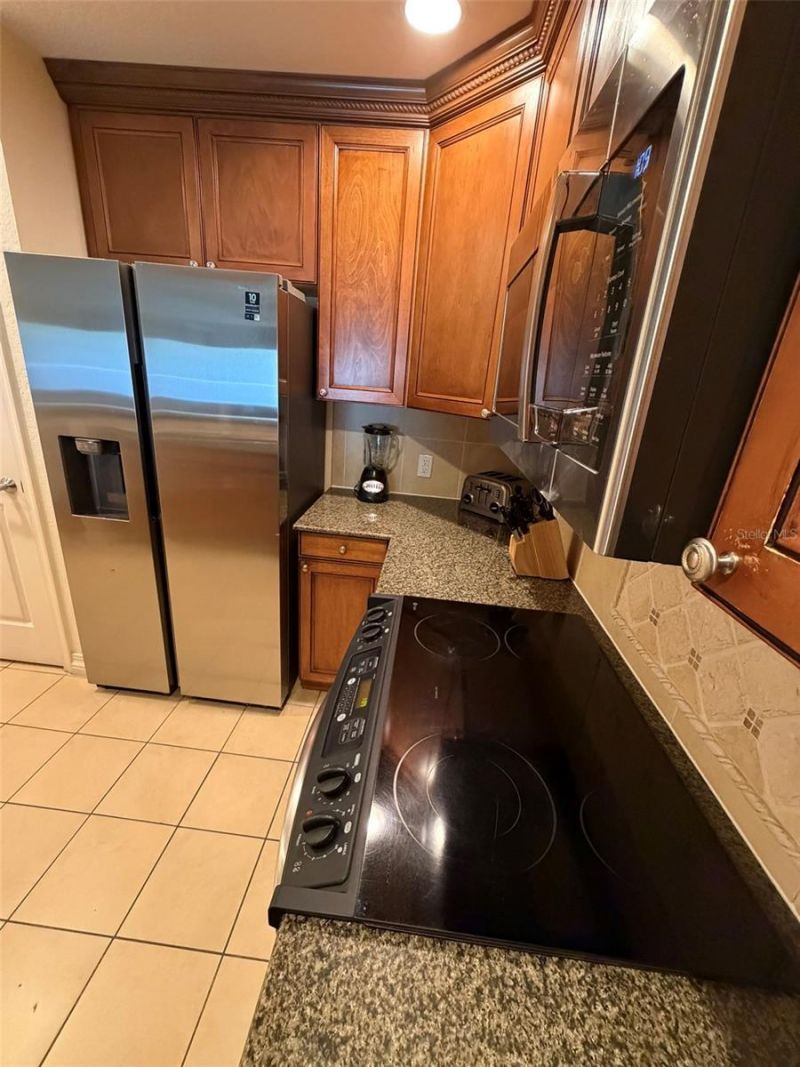 7656 Whisper Way, Unit 401, Reunion, FL 34747 Photo