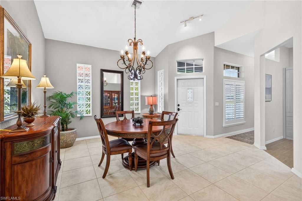 9514 Mariners Cove Ln, Fort Myers, FL 33919 Photo