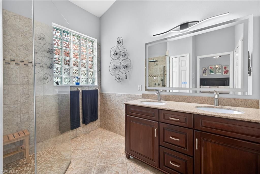 9514 Mariners Cove Ln, Fort Myers, FL 33919 Photo