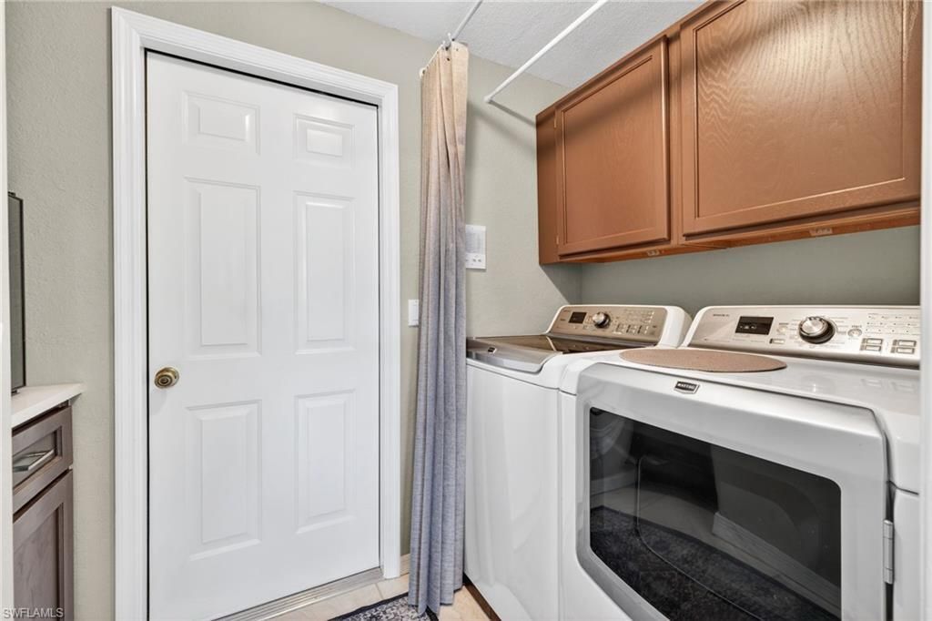9514 Mariners Cove Ln, Fort Myers, FL 33919 Photo
