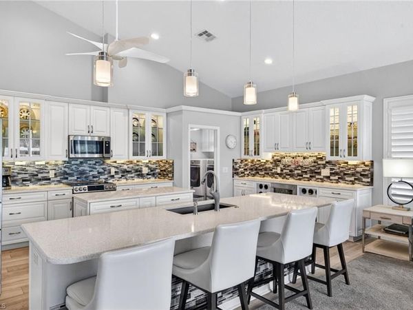 9512 Mariners Cove LN, FORT MYERS, FL 33919