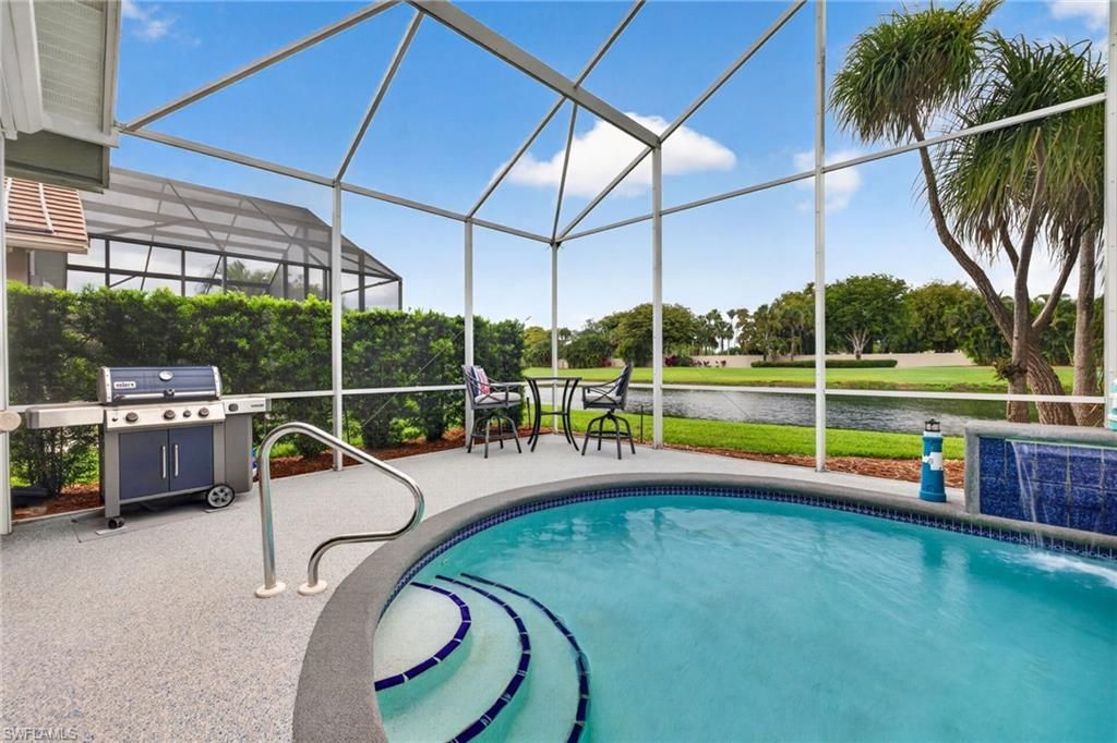 9512 Mariners Cove Ln, Fort Myers, FL 33919 Photo