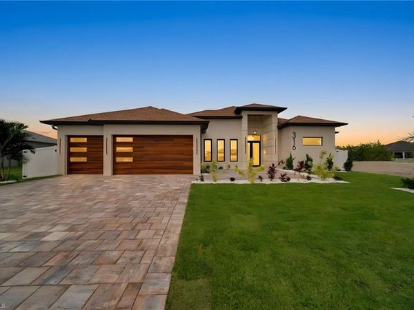 316 SW 13th CT, CAPE CORAL, FL 33991