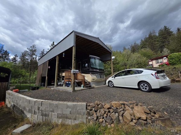 199 Chief Looking Glass Lane, Kamiah, ID 83536